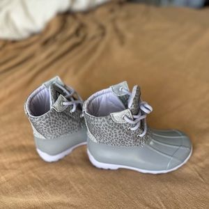 Sperry. Size 10. Grey/Lavender